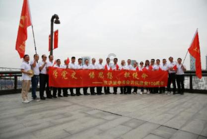 一个男人对我说他感觉他对感情这一块还是欠磨炼是什么意思？游戏画面